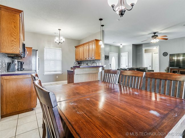 2018 Briarwood St, House other with 3 bedrooms, 2 bathrooms and null parking in Stroud OK | Image 29