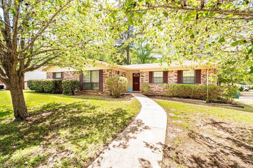 1222 Crestwood Dr, El Dorado, AR, 71730-3068 | Card Image