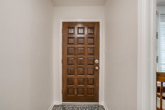 Entrance to property | Image 8