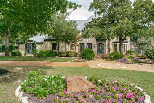 2000 White Wing Cv, Westlake, TX, 76262-4826 | Card Image