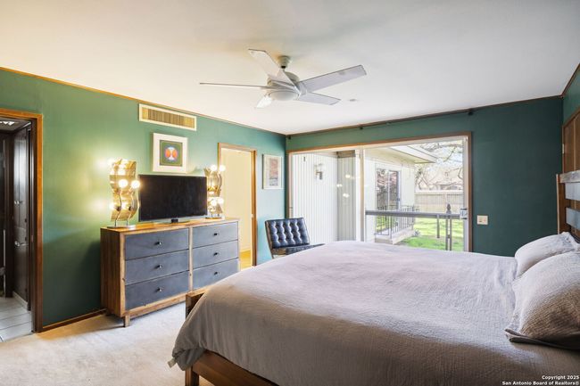 225 Carolwood Dr, House other with 3 bedrooms, 2 bathrooms and null parking in Castle Hills TX | Image 27
