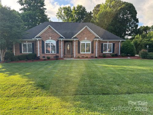 2911 Weatherfield Dr, Lincolnton, NC, 28092-6510 | Card Image