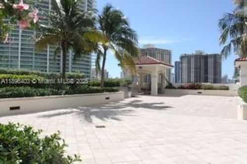 apt-501-20000 E Country Club Dr, Aventura, FL, 33180-3007 | Card Image