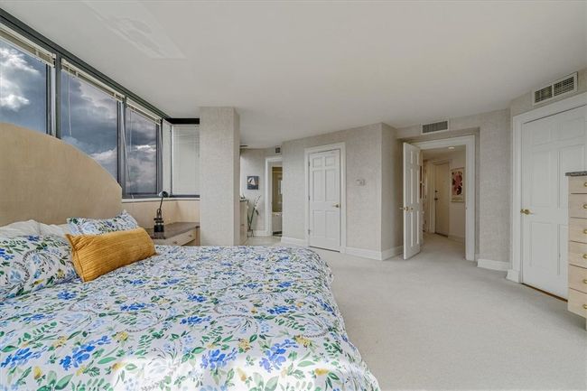 APT-780E - 1 Trimont Ln, Condo with 3 bedrooms, 3 bathrooms and 2 parking in Mt Washington PA | Image 33