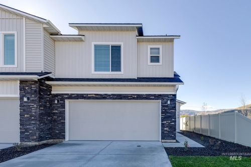 109 Bighorn St, Horseshoe Bend, ID, 83629-5145 | Card Image