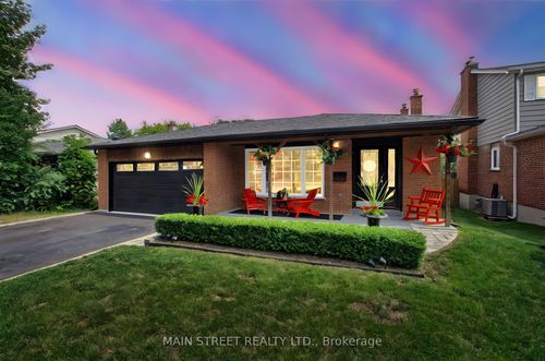 124 Lee Ave, Bradford, ON, L3Z1A9 | Card Image