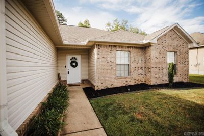 4823 Tall Grass, House other with 3 bedrooms, 2 bathrooms and null parking in Benton AR | Image 2