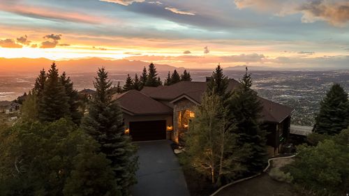 1459 E Meadow Bluff Ln, Draper, UT, 84020-5598 | Card Image