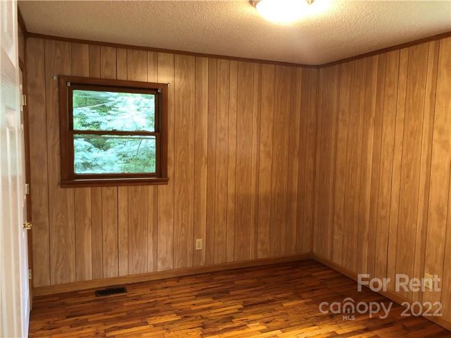 620 S Laurel St, Home with 2 bedrooms, 1 bathrooms and null parking in Lincolnton NC | Image 4
