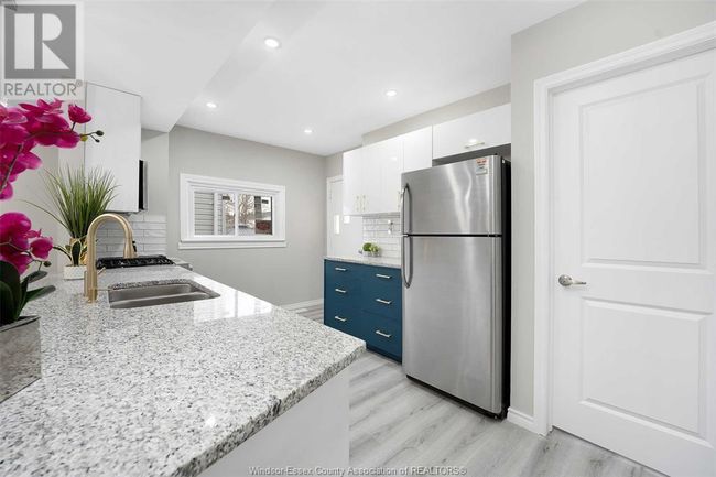 1061 Highland Ave, House other with 4 bedrooms, 3 bathrooms and null parking in Windsor ON | Image 18