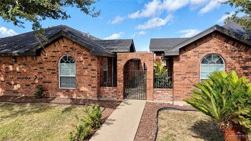 2019 Aruba Dr, Edinburg, TX, 78541-3976 | Card Image