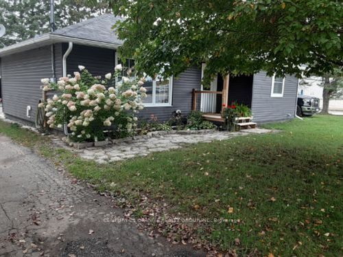 8 Johnston Cres, Bancroft, ON, K0L1C0 | Card Image