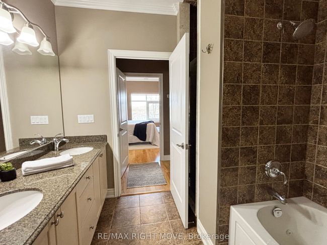 504 - 80 Orchard Point Rd, Home with 1 bedrooms, 2 bathrooms and null parking in Orillia ON | Image 17