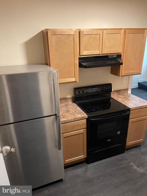 front-501 S Lime Street, LANCASTER, PA, 17602 | Card Image