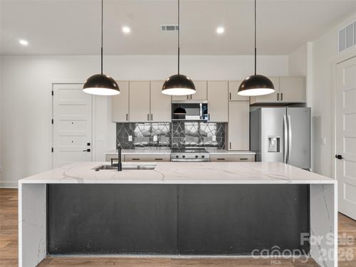203-123 Haywood St, Asheville, NC, 28801-2616 | Card Image