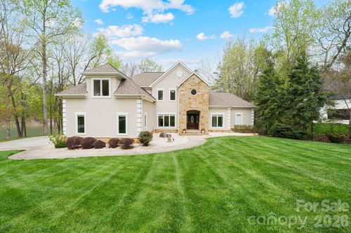 141 Grand Bay Dr, Mooresville, NC, 28117-8800 | Card Image