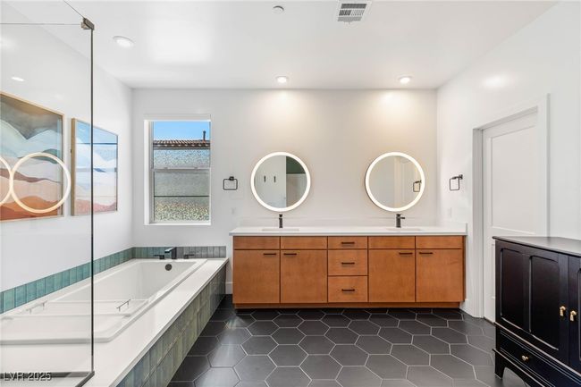 2578 Skylark Trail Street, House other with 4 bedrooms, 4 bathrooms and null parking in Henderson NV | Image 23