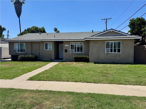 1211 N Siesta St, Anaheim, CA, 92801-1559 | Card Image