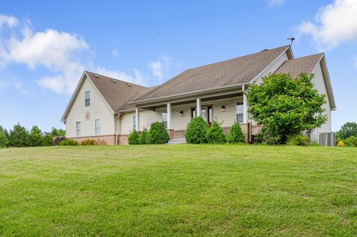 9050 N Hartley Rd, HALLSVILLE, MO, 65255-9147 | Card Image