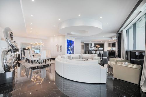 3505-18555 Collins Ave, Sunny Isles Beach, FL, 33160-2400 | Card Image