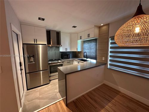 4e-657 Ne 92nd St, Miami Shores, FL, 33138-2964 | Card Image
