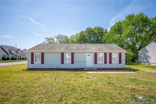 3902 Gloucester Dr, Hopewell, VA, 23860-5339 | Card Image