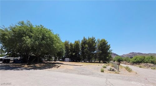 511 Dane Way, Indian Springs, NV, 89018-0199 | Card Image