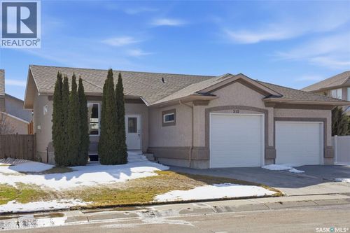315 Brookshire Cres, Saskatoon, SK, S7V1H2 | Card Image