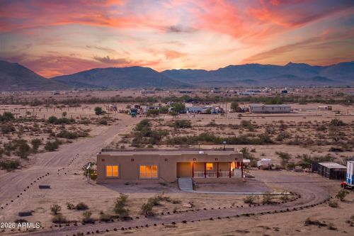 7126 S Wintersburg Rd, Tonopah, AZ, 85354-7008 | Card Image