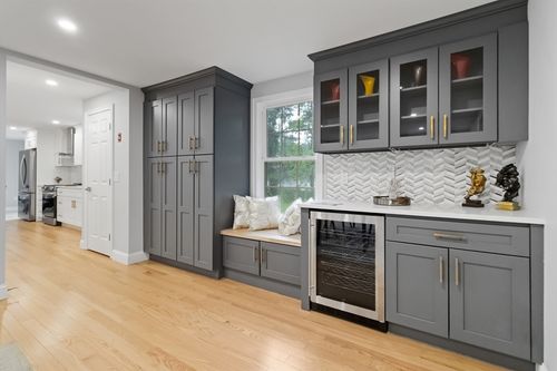 44 Dean Rd, Wayland, MA, 01778-5024 | Card Image
