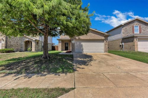 8813 Quarry Ridge Trail, Fort Worth, TX, 76244 | Card Image