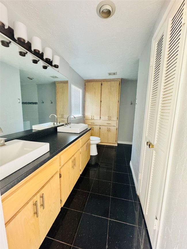 Master Bathroom with Double Vanity | Image 16