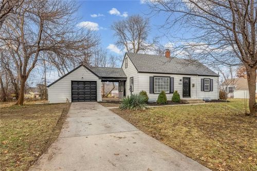 7608 W 63rd Ter, Overland Park, KS, 66202-3803 | Card Image