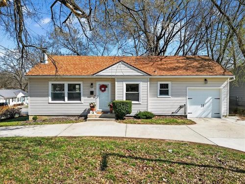 5501 Roe Blvd, Roeland Park, KS, 66205-2511 | Card Image