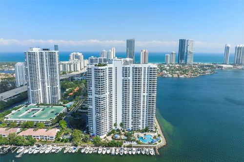 apt-808-3530 Mystic Pointe Dr, Aventura, FL, 33180-4526 | Card Image