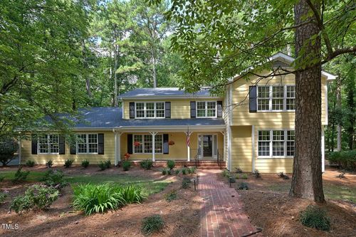 4 Foxridge Rd, Chapel Hill, NC, 27514-9016 | Card Image
