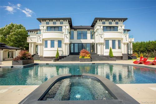 190 Curtis Rd, Woodmere, NY, 11598-1812 | Card Image