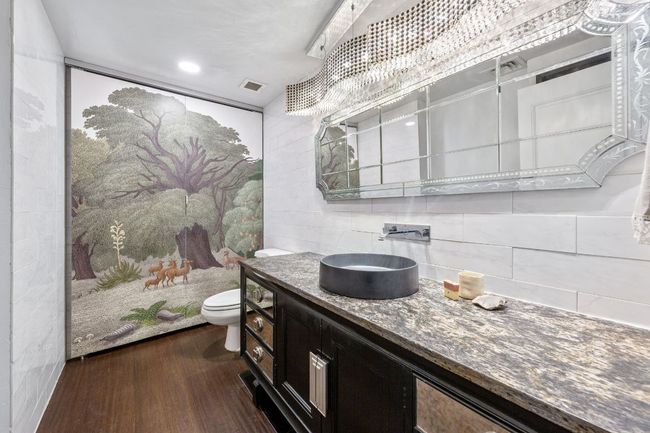 12GHJ - 1801 Lavaca St, Condo with 2 bedrooms, 3 bathrooms and 4 parking in Austin TX | Image 16