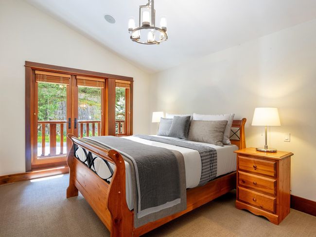 1569 Tynebridge Lane, House other with 4 bedrooms, 5 bathrooms and 4 parking in Whistler BC | Image 22
