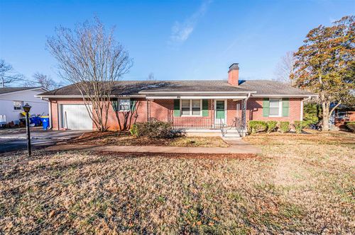 1315 Rodes Dr, Bowling Green, KY, 42104-3836 | Card Image