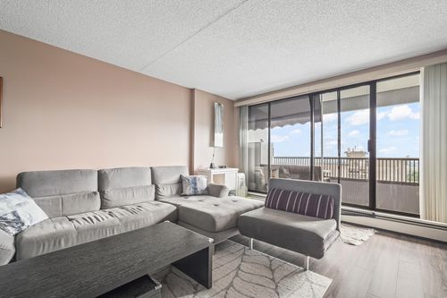 1607-6595 Willingdon Ave, Burnaby, BC, V5H4E5 | Card Image