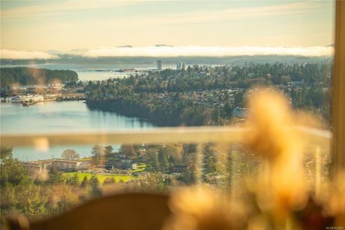 3371 Edgewood Dr, Nanaimo, BC, V9T5V2 | Card Image