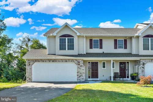 48 Dustin Dr, HALIFAX, PA, 17032-8610 | Card Image