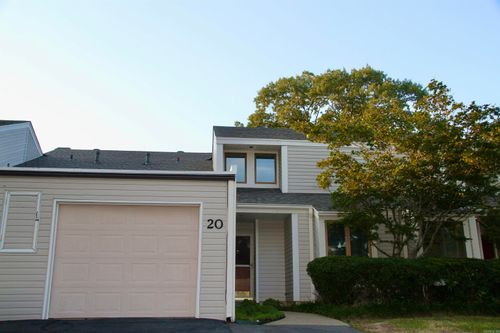 20 Fairway Woods Cir, Maumelle, AR, 72113-6443 | Card Image