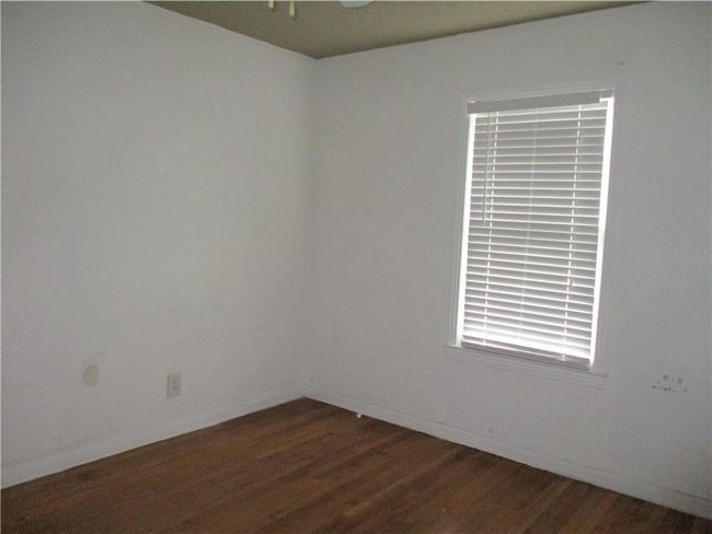 3530 Alameda St, Home with 2 bedrooms, 1 bathrooms and 2 parking in Corpus Christi TX | Image 5