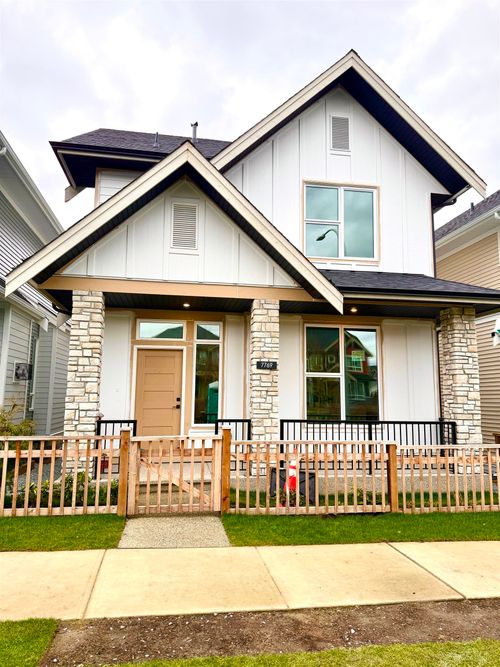 7769 204 St, Langley, BC, V2Y3Z6 | Card Image