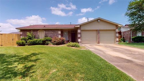 11603 Graywood Dr, Houston, TX, 77089-5416 | Card Image