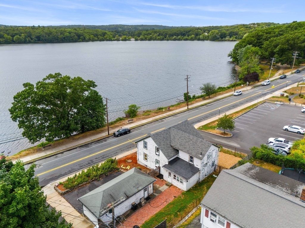 Arlington Rd, Woburn, MA 01801