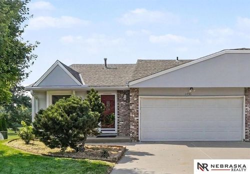 11736 Ruggles Cir, Omaha, NE, 68164-2252 | Card Image