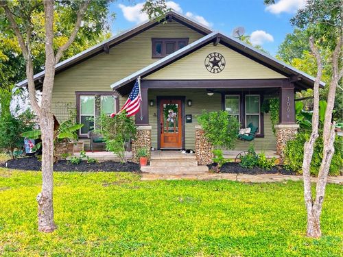 106 W Bobkat, Moulton, TX, 77975-4513 | Card Image